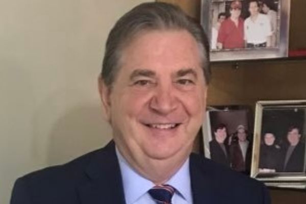 Walter Petruzziello será vice de Maria Victoria em Curitiba