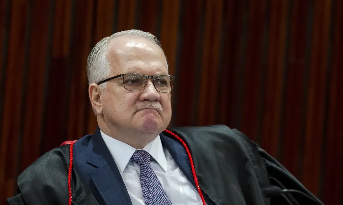 O argumento de Fachin para manter suspenso o processo de cassação de Renato Freitas
