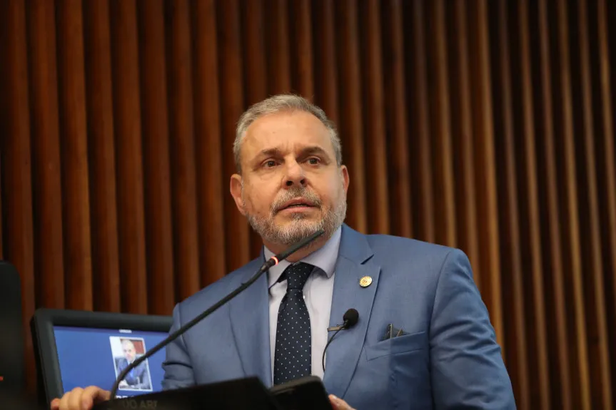 Ex-funcionários de Ricardo Arruda pedem para fazer ANPP