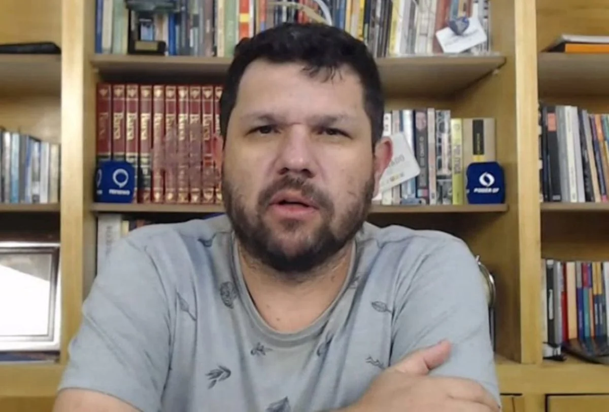 Mesmo foragido, Oswaldo Eustáquio registra candidatura a deputado federal pelo Paraná